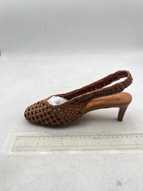 Wo Wagas Brown Slingback Strap Square Toe Pump Slip On Kitten Heel Sandal